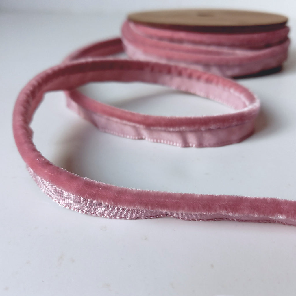 Velvet 5mm wide insert flanged piping cord – 16 Colours