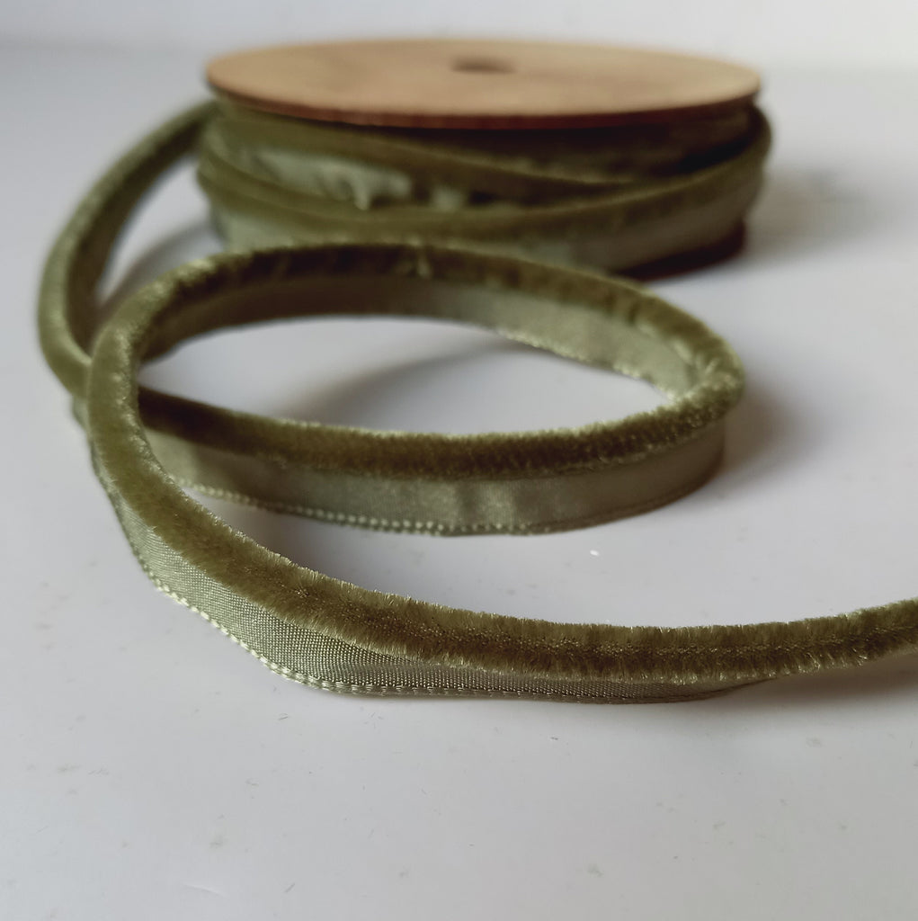 Velvet 5mm wide insert flanged piping cord – 16 Colours