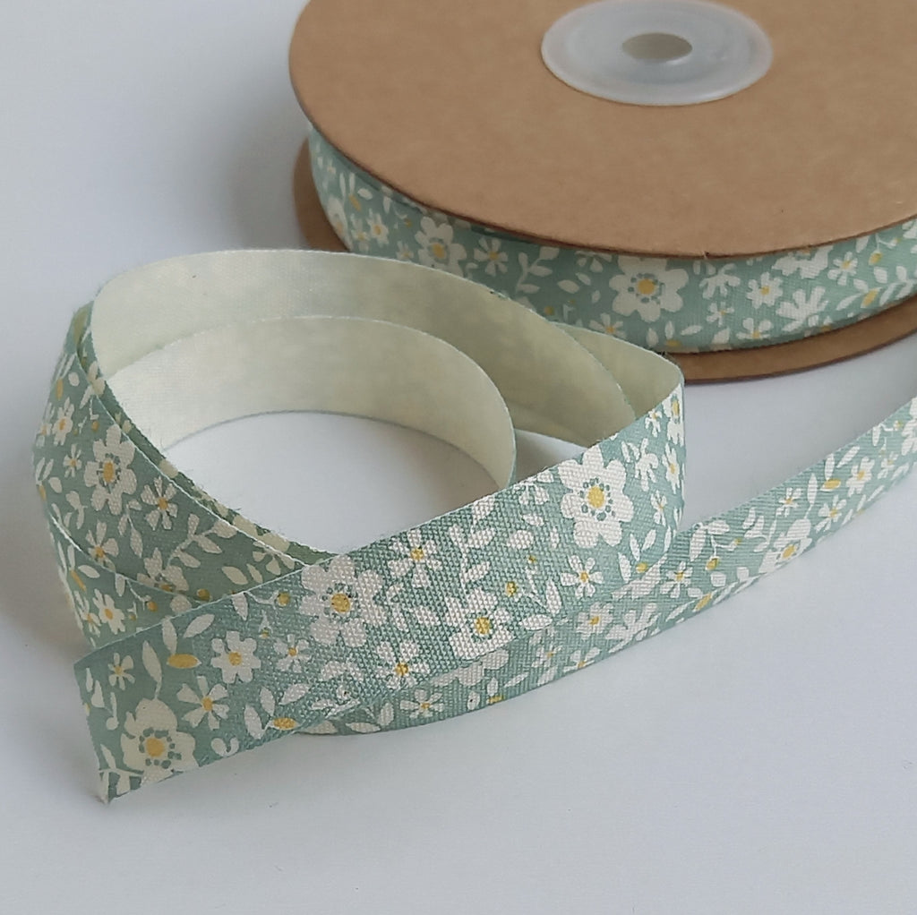 2 metres of Vintage Style Ribbon with a Floral Print - 15mm wide