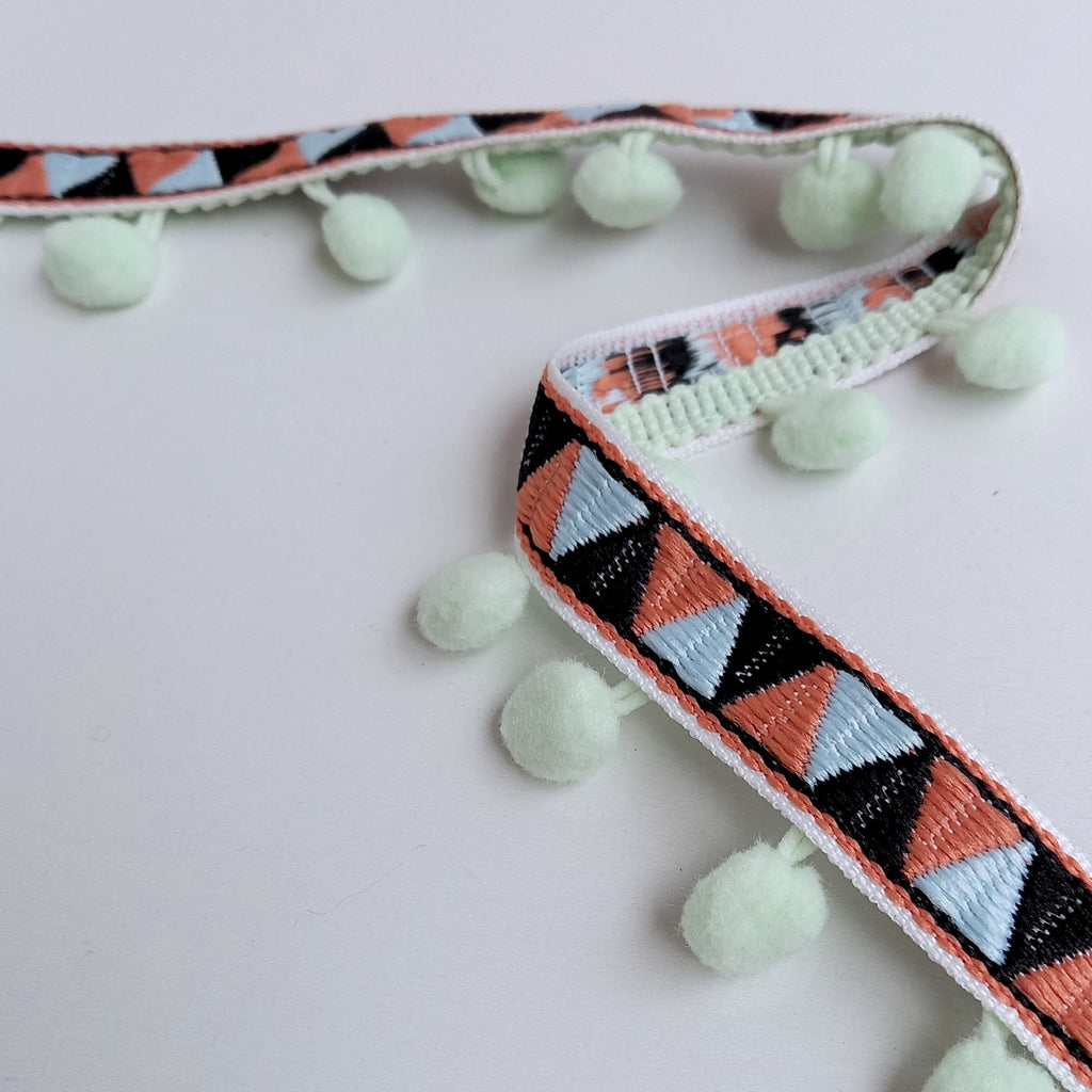 Inca Pom Pom Trim – 9 Colours