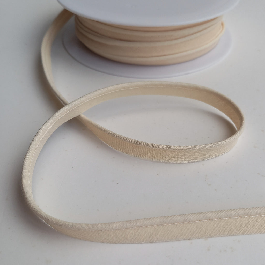 2mm Insert Piping Cord 25 Metre Roll - 42 Colours