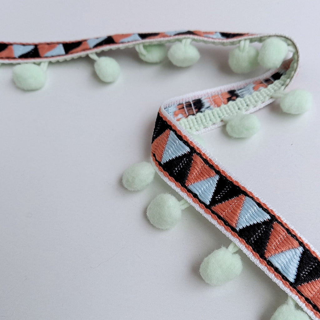 Inca Pom Pom Trim – 9 Colours
