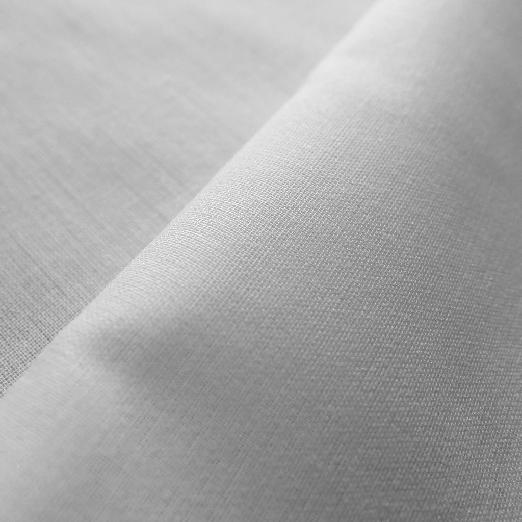 Woven Medium Weight Iron On Interfacing - Black / White